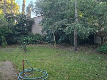 CASA VENTA VILLA GESELL ESTILO ALPINO GAS NATURAL