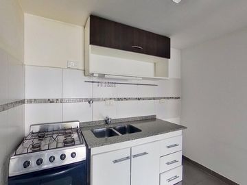 DEPARTAMENTO SEMIPISO 2 AMBIENTES CON BALCÓN