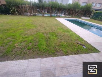 Casa en venta de 4 dormitorios c/ cochera en Lagos de Canning 1