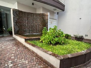 Semipiso en venta en Lanus Oeste