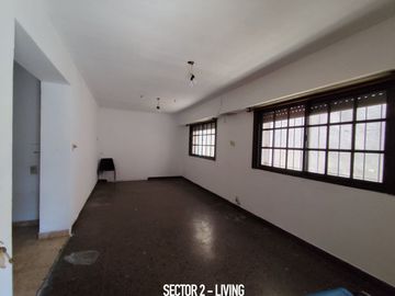 VENTA GALPON/DEPOSITO CON VIVIENDA OPORTUNIDAD