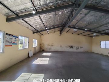 VENTA GALPON/DEPOSITO CON VIVIENDA OPORTUNIDAD
