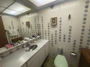 DEPARTAMENTO 4 AMBIENTES VENTA MARTÍNEZ 2 COCHERAS