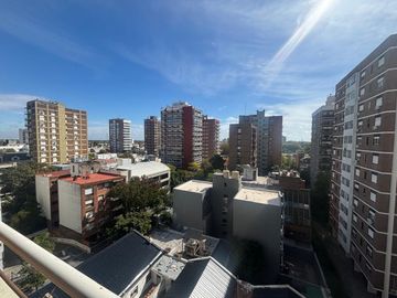 DEPARTAMENTO 4 AMBIENTES VENTA MARTÍNEZ 2 COCHERAS