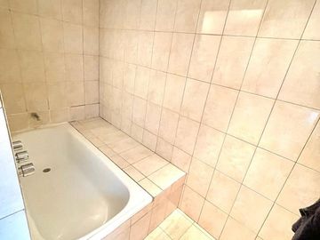 Venta Departamento Loft 2 amb Cochera  San Isidro