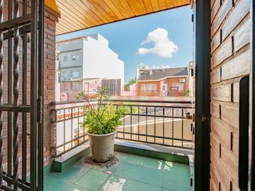 Venta Bº Naon Mataderos Casa 6 Amb Quincho Pileta