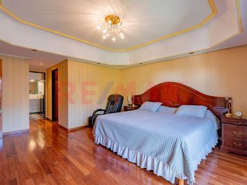 Venta Bº Naon Mataderos Casa 6 Amb Quincho Pileta