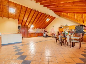 Venta Bº Naon Mataderos Casa 6 Amb Quincho Pileta
