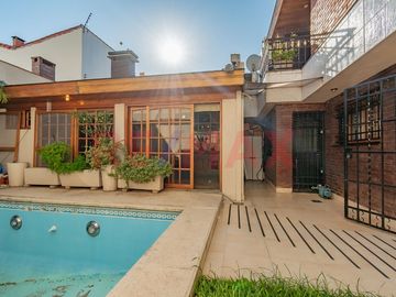 Venta Bº Naon Mataderos Casa 6 Amb Quincho Pileta