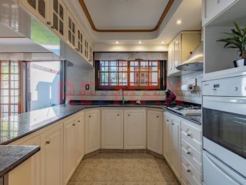 Venta Bº Naon Mataderos Casa 6 Amb Quincho Pileta