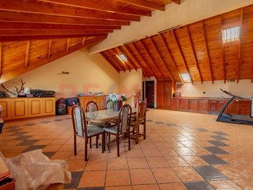 Venta Bº Naon Mataderos Casa 6 Amb Quincho Pileta