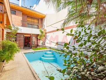 Venta Bº Naon Mataderos Casa 6 Amb Quincho Pileta