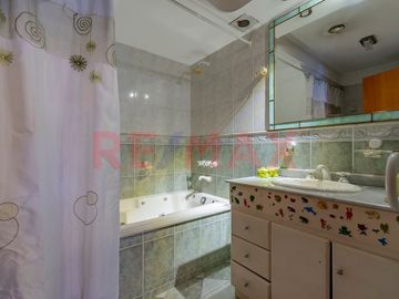 Venta Bº Naon Mataderos Casa 6 Amb Quincho Pileta