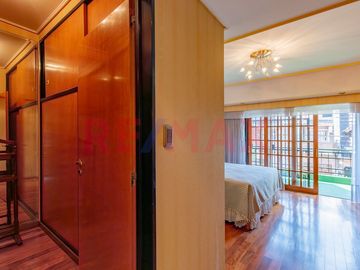 Venta Bº Naon Mataderos Casa 6 Amb Quincho Pileta