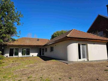 Venta Casa Lomas Jockey 4 amb quincho y garage