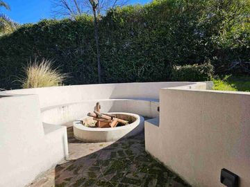 Venta Casa Lomas Jockey 4 amb quincho y garage