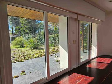 Venta Casa Lomas Jockey 4 amb quincho y garage