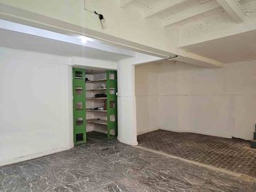 Venta Casa Lomas Jockey 4 amb quincho y garage