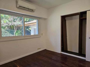 Venta Casa Lomas Jockey 4 amb quincho y garage