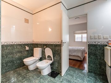 VENTA PH 4 AMBIENTES COCHERA BALVANERA