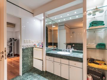 VENTA PH 4 AMBIENTES COCHERA BALVANERA
