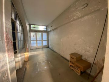 Venta Casa Flores 4 amb 240 metros