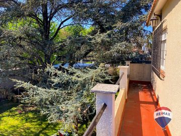 CASA 4 AMBIENTES EN VENTA EN ADROGUE APTO CREDITO