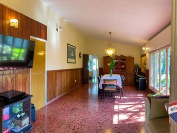 CASA 4 AMBIENTES EN VENTA EN ADROGUE APTO CREDITO