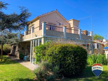 CASA 4 AMBIENTES EN VENTA EN ADROGUE APTO CREDITO