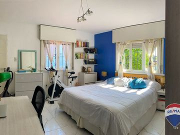 CASA 4 AMBIENTES EN VENTA EN ADROGUE APTO CREDITO