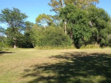 VENTA LOTE  BARRIO CERRADO  AMARYLIS 1515 m