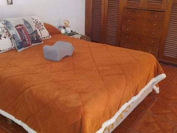 CASA EN VENTA 2 PLANTAS EN WILDE