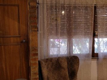 CASA EN VENTA 2 PLANTAS EN WILDE