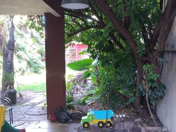 CASA EN VENTA 2 PLANTAS EN WILDE