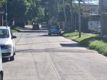 VENTA CASA A REFACCION CERCA ESTACION DE F. VARELA