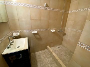 Venta Casa Triplex 4  amb M. Coronado APTO CREDITO