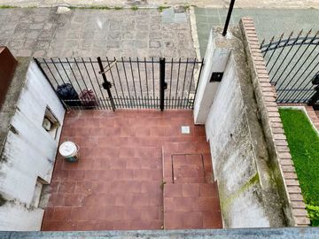 Venta Casa Triplex 4  amb M. Coronado APTO CREDITO