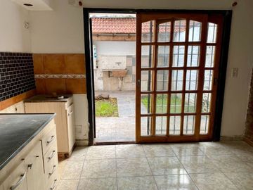 Venta Casa Triplex 4  amb M. Coronado APTO CREDITO