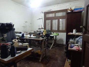 VENTA CASA MUTIFAMILIAR LOTE PROPIO MATADEROS
