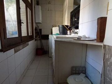 VENTA CASA MUTIFAMILIAR LOTE PROPIO MATADEROS