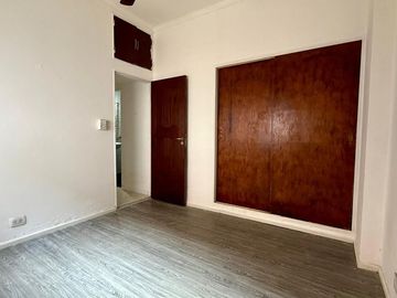 VENTA DEPARTAMENTO CÉNTRICO CON PATIO EN PB