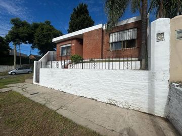 Venta casa en lote propio de 3 ambientes Boulogne