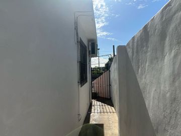 Venta casa en lote propio de 3 ambientes Boulogne