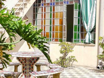 CASA ANTIGUA EN VENTA EN PERGAMINO CON PATIO