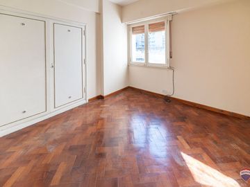 Venta departamento de 3 ambientes en Caballito