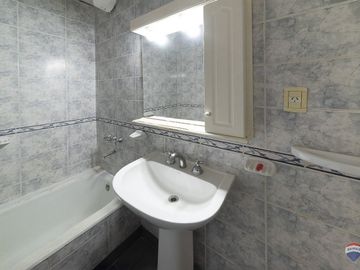 Venta departamento de 3 ambientes en Caballito