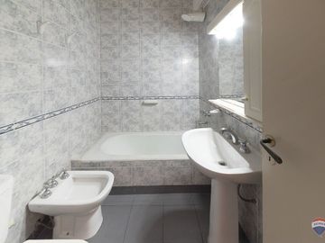 Venta departamento de 3 ambientes en Caballito