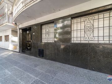 Venta departamento de 3 ambientes en Caballito