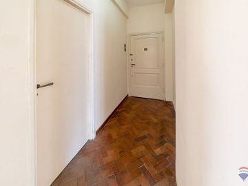 Venta departamento de 3 ambientes en Caballito