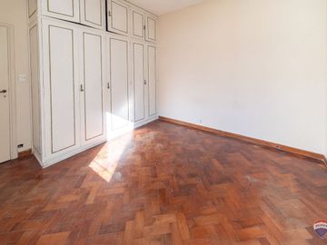 Venta departamento de 3 ambientes en Caballito